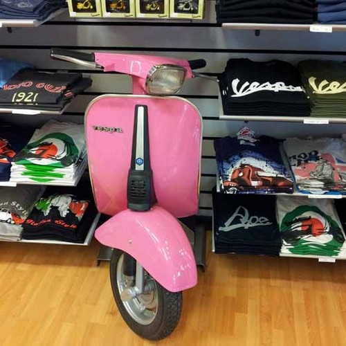 tpgallery | Vespa & Co | torbole vespa shop